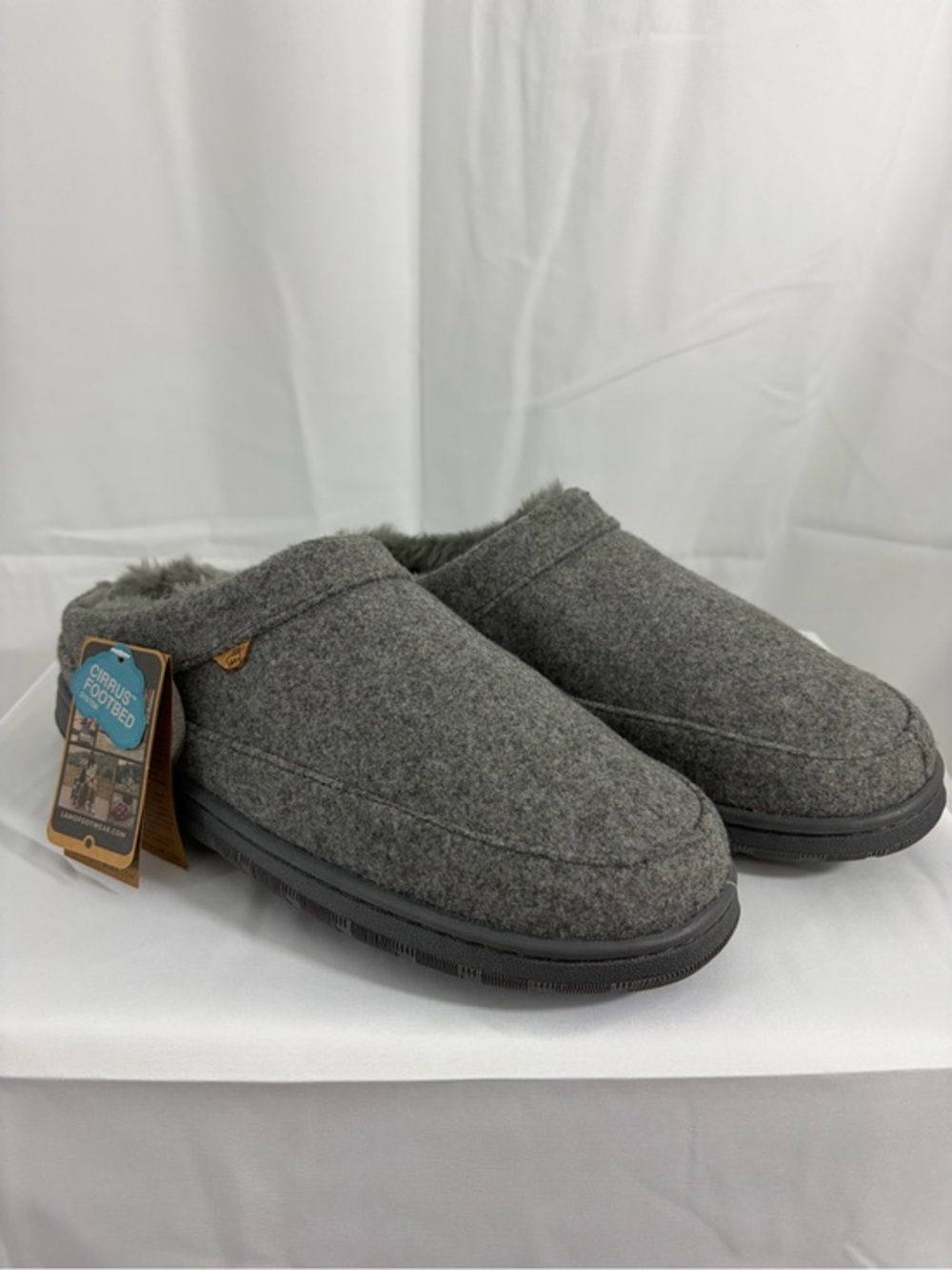 NWT Lamo Men's Size 9 Super Soft Gray Wool-Lined Slip-On Slippers